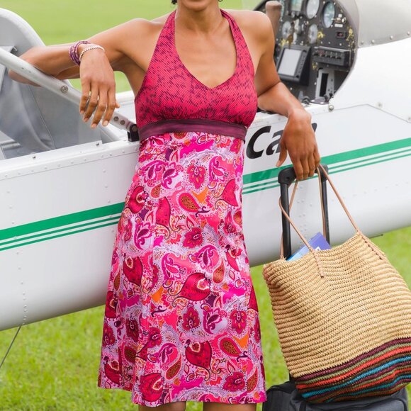 Athleta Printed Pack Everywhere Halter Dress Pink Paisley 8 - Picture 1 of 3